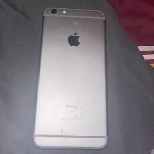 iPhone 6s. Needs new battery. Won’t turn on.